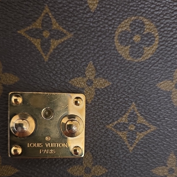 Authentic Louis Vuitton Reverse Monogram Crossbody Bag - Picture 16 of 16